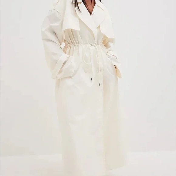 ๐ NWT NA-KD Oversized Nylon Trench ๐ - Picture 3 of 12